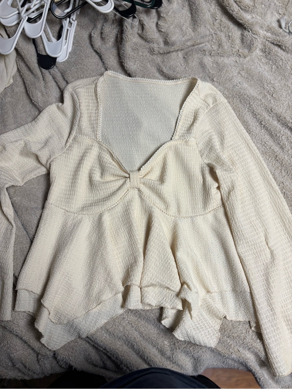 SHEIN Ivory Twist-Front Peplum Knit Top